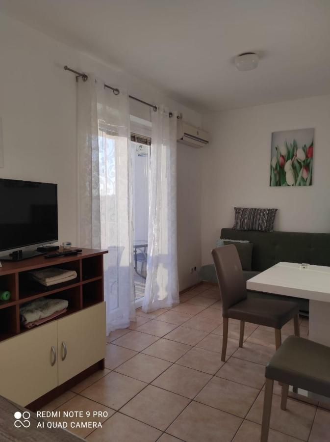 Apartments Golic Biograd Na Moru Exterior foto